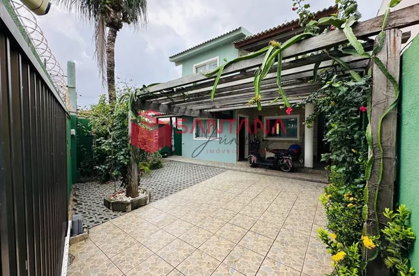 Casa 5 Quartos à Venda em Ipitanga