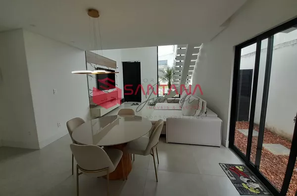 Casa em condomínio de alto padrão em Abrantes