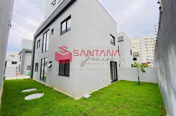 Lançamento em Buraquinho. Casas em condomínio com até 4 suítes. (INDISPONÍVEL)