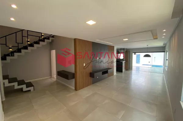 Casa nascente para locação e venda no Hortoville 