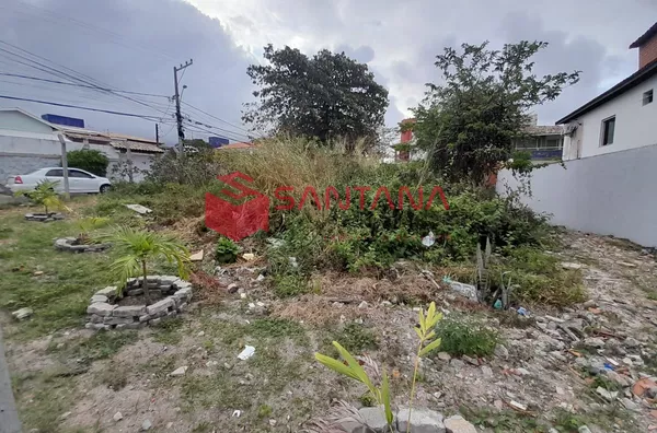 Terreno de 525 m² à venda em Ipitanga