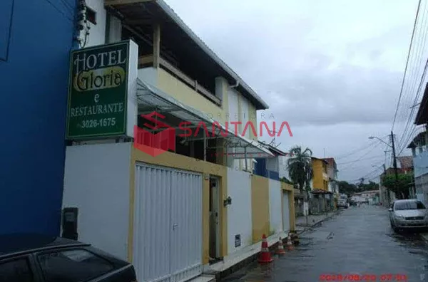 Prédio comercial no Centro de Lauro de Freitas