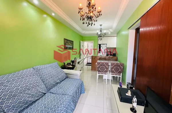 Apartamento Térreo Reformado à Venda em Buraquinho