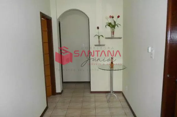 Prédio comercial no Centro de Lauro de Freitas