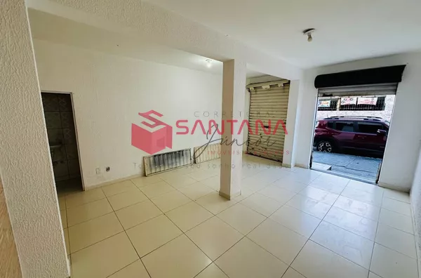 Prédio Comercial com 3 Pavimentos em Vida Nova