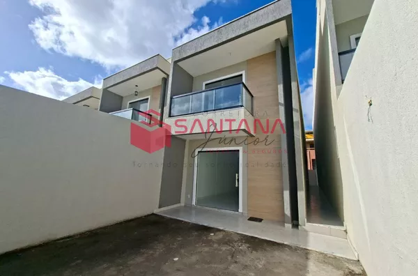 Casa na praia de Ipitanga com fino acabamento em Lauro de Freitas