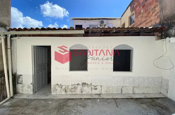 Casa 1/4 para venda no centro de Lauro de Freitas