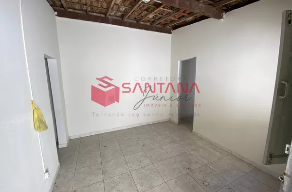 Casa 1/4 para venda no centro de Lauro de Freitas