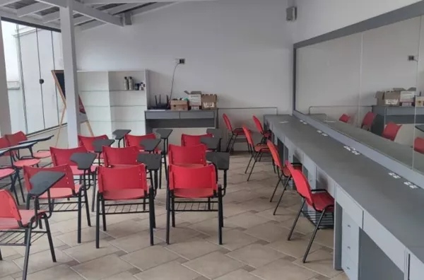 Prédio misto Santo Antônio