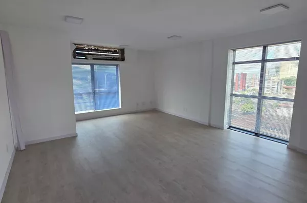 Sala comercial para aluguel,  Centro, Joinville