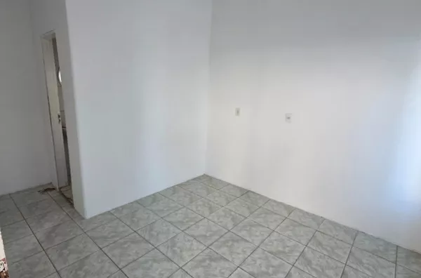 Casa para aluguel, 4 quarto(s),  Guanabara, Joinville - Foto 3