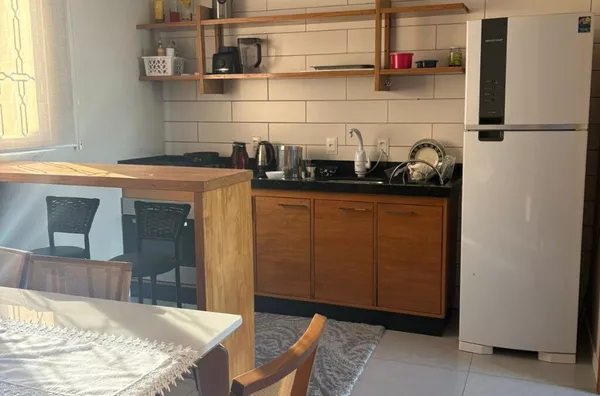 Casa para aluguel, 2 quarto(s),  América, Joinville