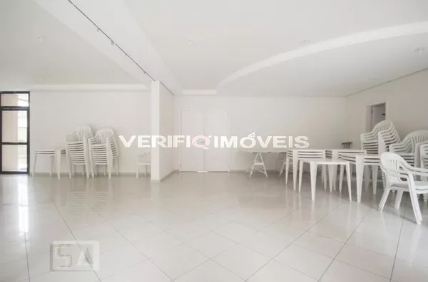 APARTAMENTO no 7º andar com 3 dormitórios e 2 garagens