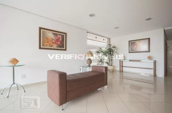 APARTAMENTO no 7º andar com 3 dormitórios e 2 garagens