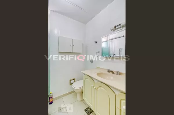 APARTAMENTO no 5º andar com 3 dormitórios e 1 garagem
