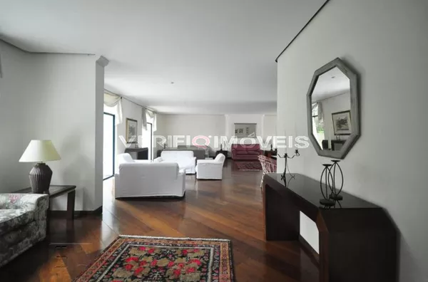 APARTAMENTO no 20º andar com 3 dormitórios e 3 garagens