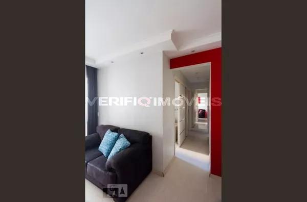 APARTAMENTO no 5º andar com 2 dormitórios e 1 garagem