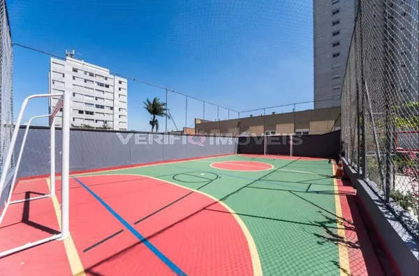 APARTAMENTO no 5º andar com 2 dormitórios e 1 garagem