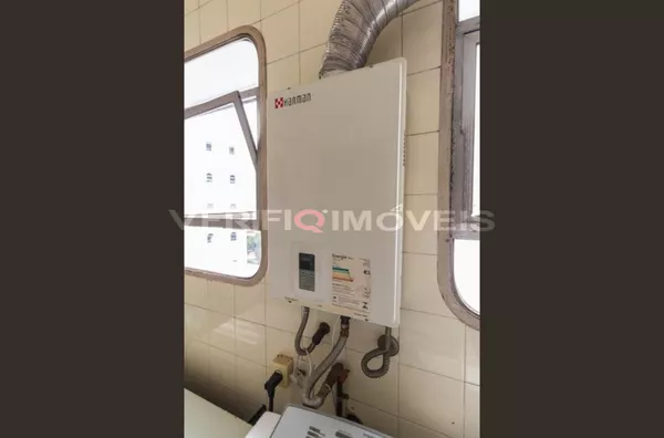 APARTAMENTO no 16º andar mobiliado com 3 dormitórios e 2 garagens