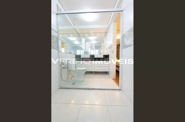 APARTAMENTO no 16º andar mobiliado com 2 dormitórios e 1 garagem