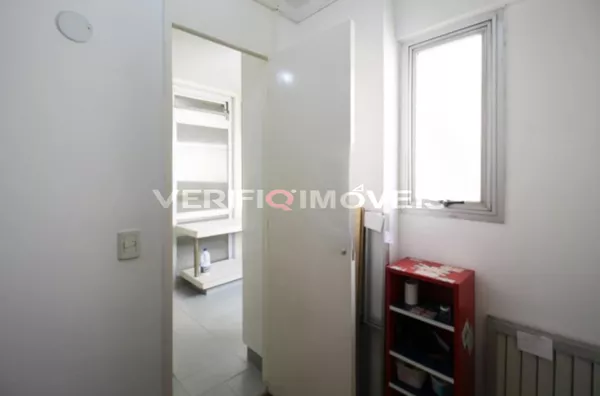 APARTAMENTO no 9º andar com 3 dormitórios e 2 garagens