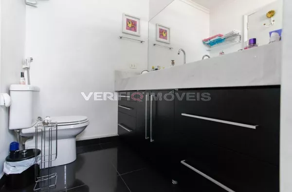 APARTAMENTO no 6º andar com 3 dormitórios e 1 garagem