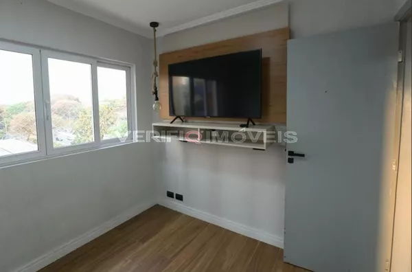 APARTAMENTO no 5º andar com 2 dormitórios