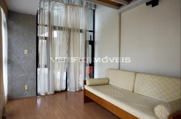 APARTAMENTO no 11º andar mobiliado com 1 dormitório e 1 garagem