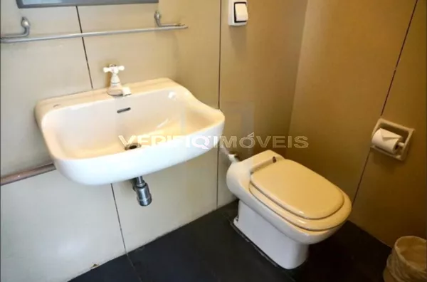 APARTAMENTO no 11º andar mobiliado com 1 dormitório e 1 garagem