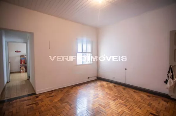 CASA com 3 dormitórios e 1 garagem