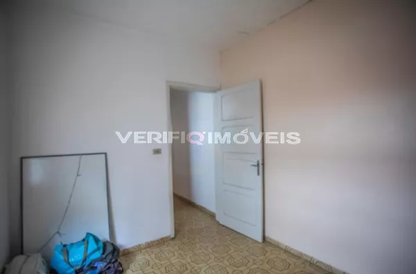 CASA com 3 dormitórios e 1 garagem