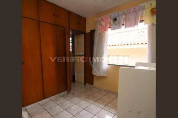 CASA com 5 dormitórios e 5 garagens