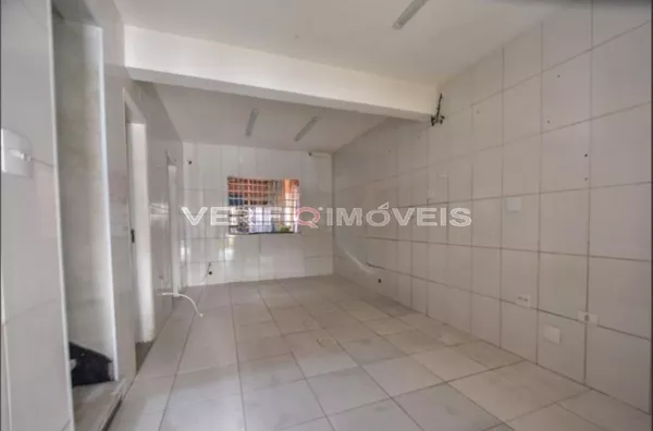 CASA com 5 dormitórios e 3 garagens