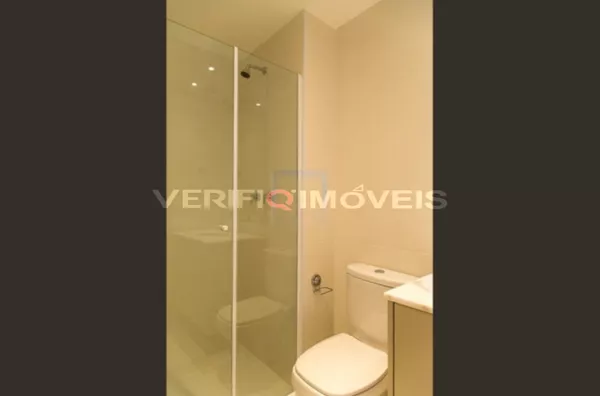 APARTAMENTO no 15º andar com 1 dormitório e 1 garagem