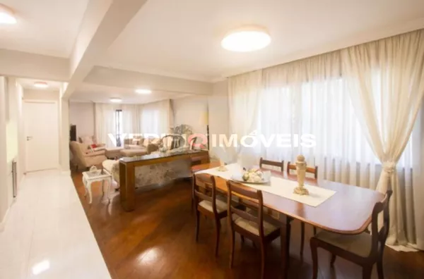 APARTAMENTO no 2º andar com 4 dormitórios e 3 garagens