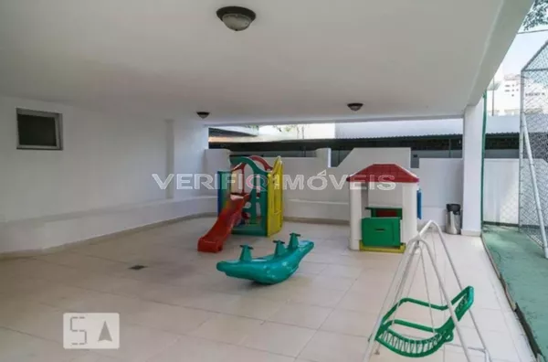 APARTAMENTO no 11º andar com 2 dormitórios e 1 garagem