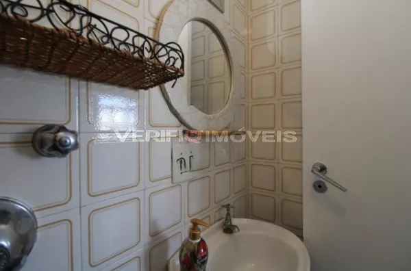APARTAMENTO no 11º andar com 2 dormitórios e 1 garagem