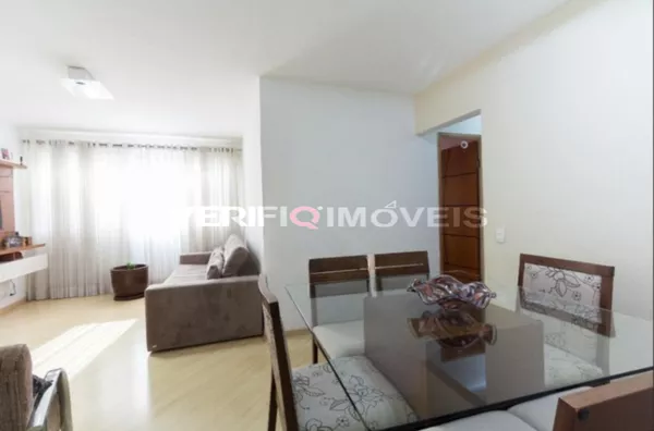 APARTAMENTO no 2º andar com 2 dormitórios e 1 garagem