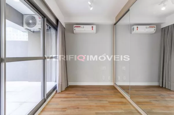 STUDIO no 6º andar com 1 dormitório
