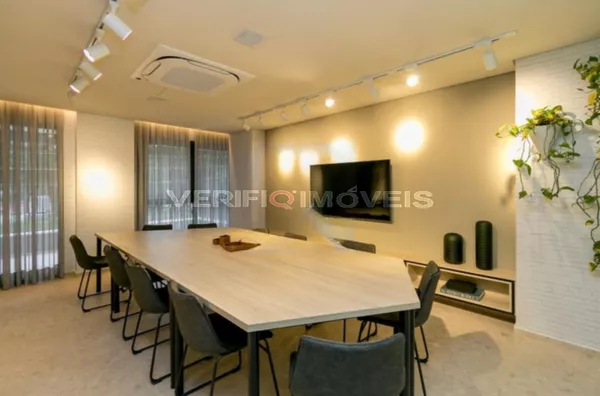 APARTAMENTO no 2º andar mobiliado com 1 dormitório