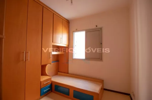 APARTAMENTO no 4º andar com 2 dormitórios