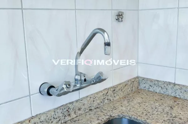 APARTAMENTO no 7º andar com 2 dormitórios e 1 garagem