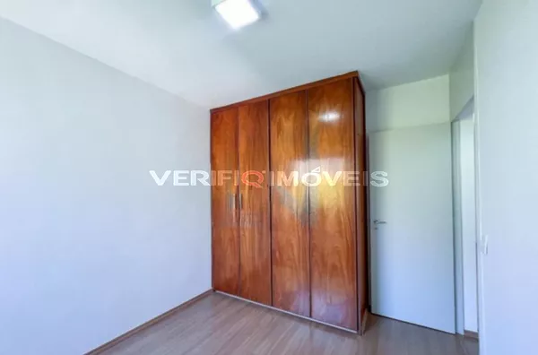 APARTAMENTO no 7º andar com 2 dormitórios e 1 garagem