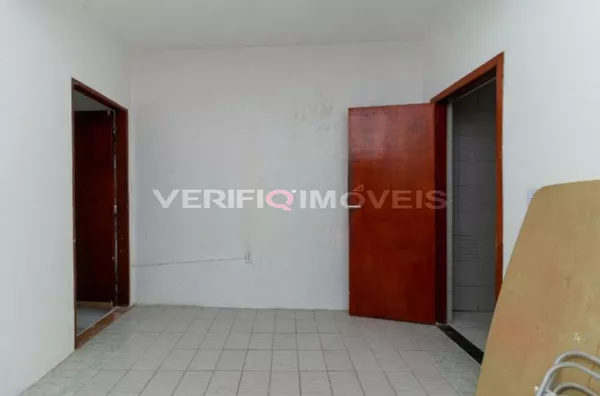 CASA com 1 dormitório
