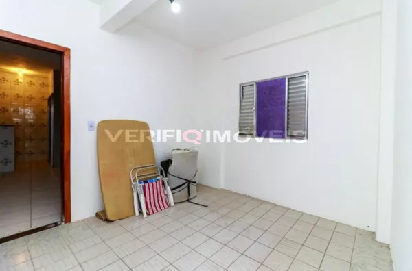 CASA com 1 dormitório