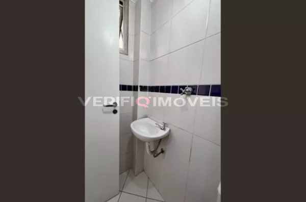 APARTAMENTO no 7º andar mobiliado com 2 dormitórios e 1 garagem