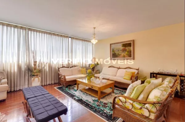APARTAMENTO no 4º andar com 4 dormitórios e 4 garagens
