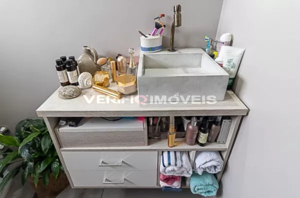 APARTAMENTO no 5º andar com 3 dormitórios