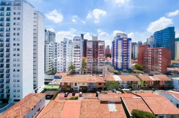APARTAMENTO no 8Âº andar com 1 dormitÃ³rio e 1 garagem