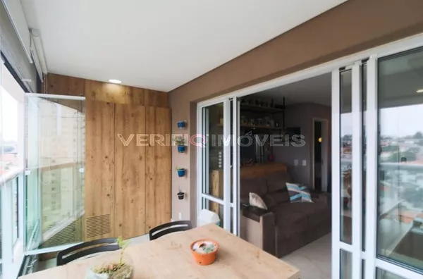 APARTAMENTO no 7º andar com 1 dormitório e 1 garagem